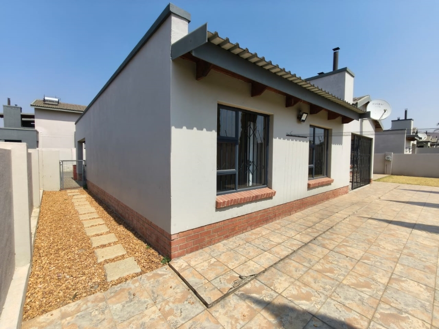 3 Bedroom Property for Sale in Waterkloof A H North West